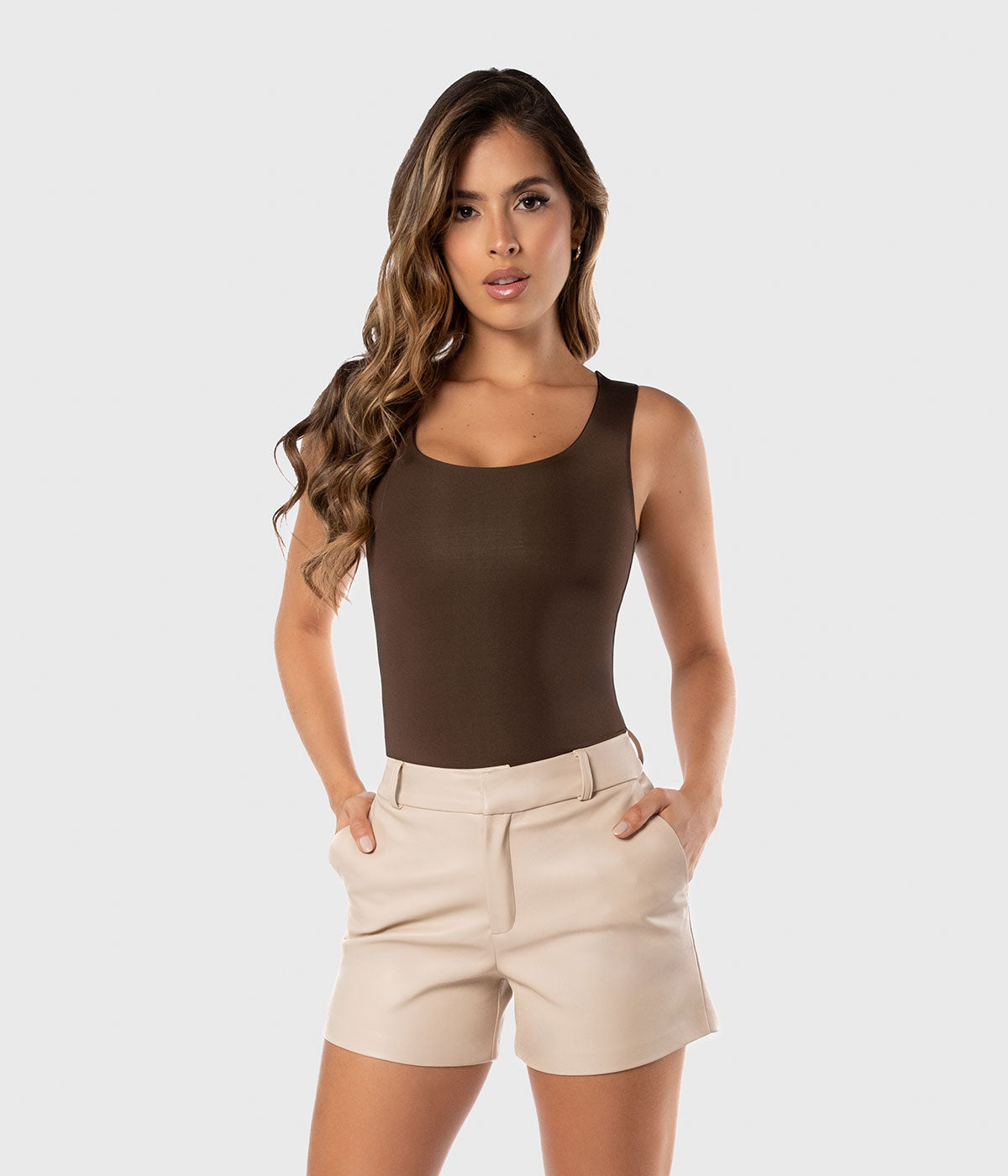 Short Cuero Amelisse